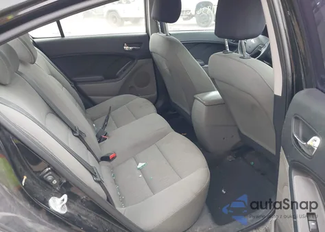 2015 Kia Forte Lx z USA, uszkodzony, nr VIN KNAFK4A60F5412023